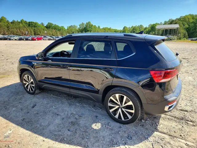 VOLKSWAGEN TAOS SE 2023