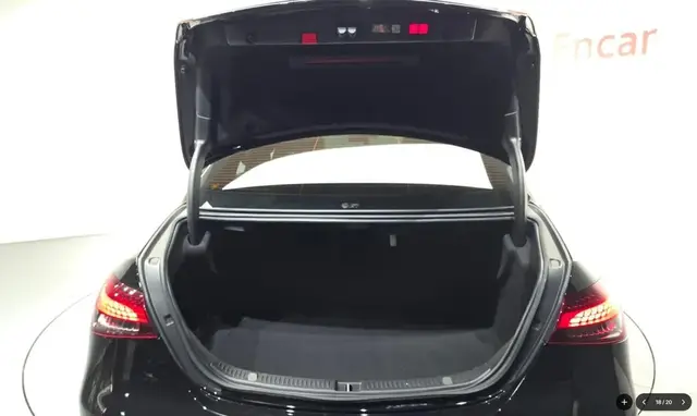 MERCEDES-BENZ W213 AMG-LINE 2022