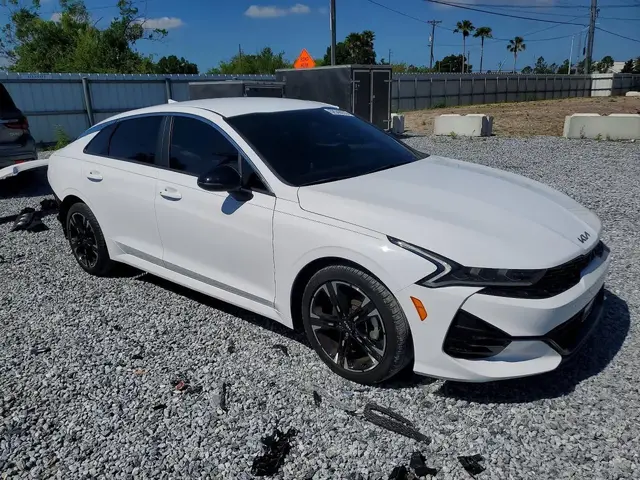 KIA K5 2023