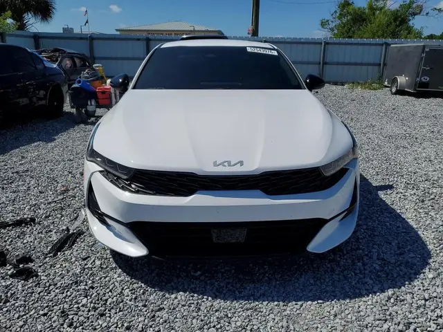KIA K5 2023