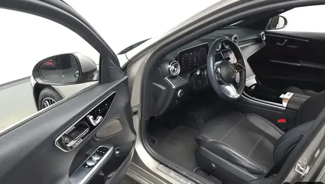 MERCEDES-BENZ C200 W206 2022