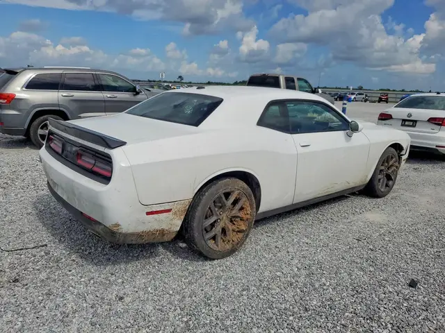 DODGE CHALLENGER SXT 2022