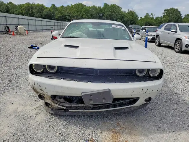 DODGE CHALLENGER SXT 2022