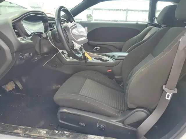 DODGE CHALLENGER SXT 2022