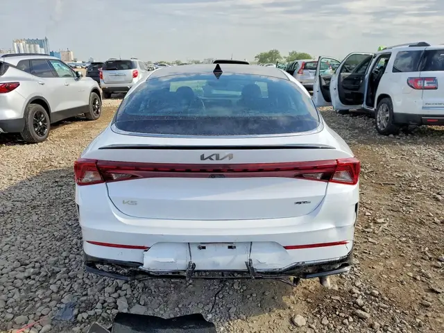 KIA K5 2023