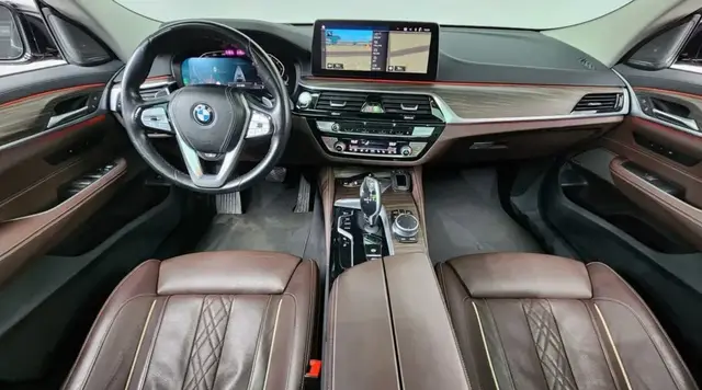 BMW 6 SERIES LUXURY 2022
