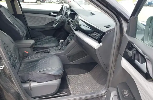 VOLKSWAGEN TAOS S 2021
