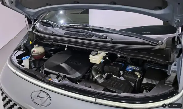 HYUNDAI STARIA INSPIRATION 2022