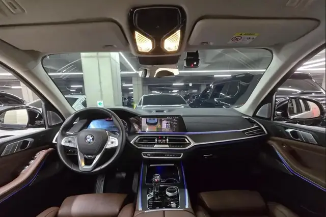 BMW X7 DESIGN PURE EXELLENCE ( ПНЕВМОПОДВЕСКА КАМЕРЫ 360 ПРОЕКЦИЯ BOWERS&WILKINS МОНИТОРЫ ЗАДНЕГО РЯДА ) 2022