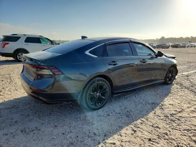 HONDA ACCORD ЕХ 2023