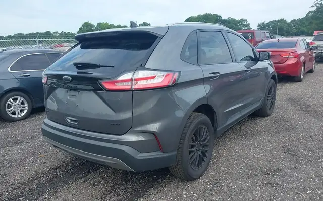 FORD EDGE SEL 2022