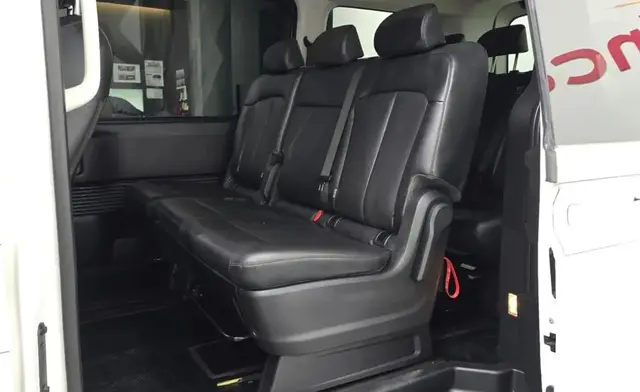 HYUNDAI STARIA 9- SEATER MODAN 2022