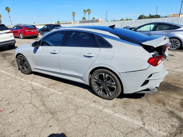 KIA K5 2022