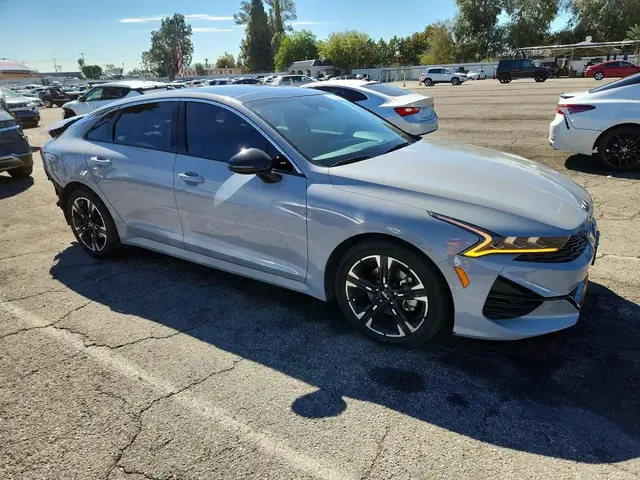 KIA K5 2022