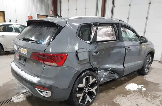 VOLKSWAGEN TAOS SEL 2023