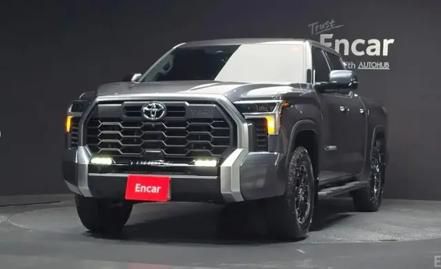 TOYOTA TUNDRA 2022