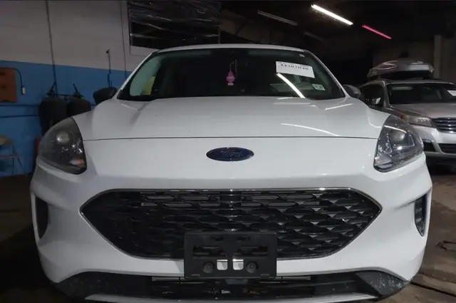 FORD ESCAPE 2022