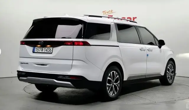KIA CARNIVAL 2021