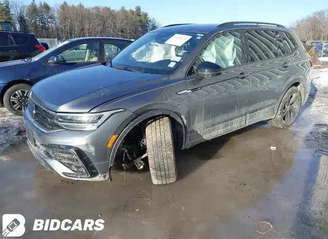 VOLKSWAGEN TIGUAN 2024