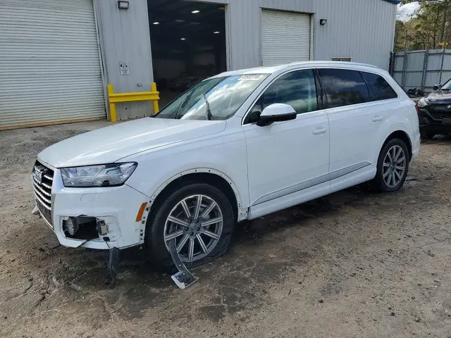 AUDI Q7 2018