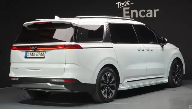 KIA CARNIVAL 2022