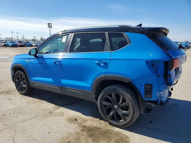 VOLKSWAGEN TAOS 2023