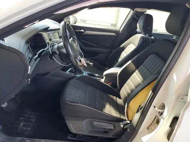 VOLKSWAGEN JETTA 2023