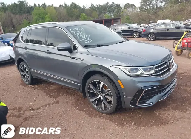 VOLKSWAGEN TIGUAN 2024