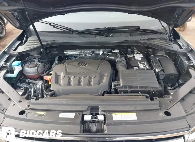 VOLKSWAGEN TIGUAN 2024