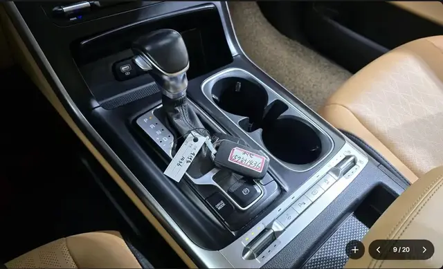 KIA CARNIVAL PRESTIGE 9-SEATER 2021