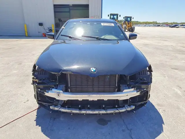 BMW 5 SERIES LUXURY LINE 2019
