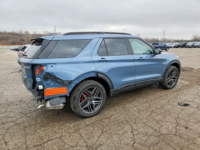 FORD EXPLROER ST-LINE 2025