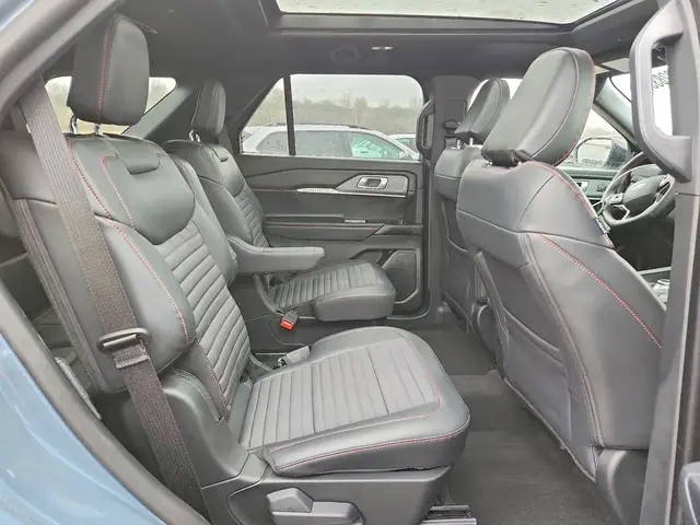 FORD EXPLROER ST-LINE 2025