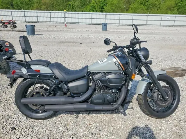 HONDA VT750 2025