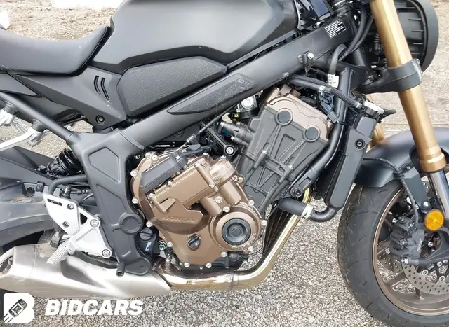 HONDA CB650 2025