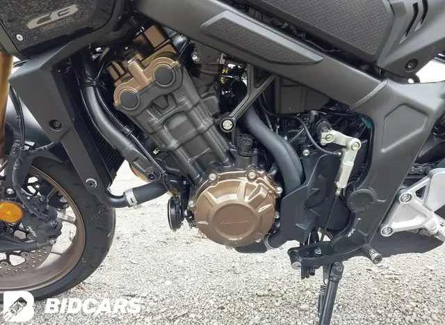HONDA CB650 2025