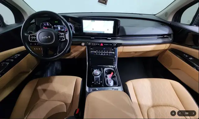 KIA CARNIVAL NOBLES 9-SEATER 2022