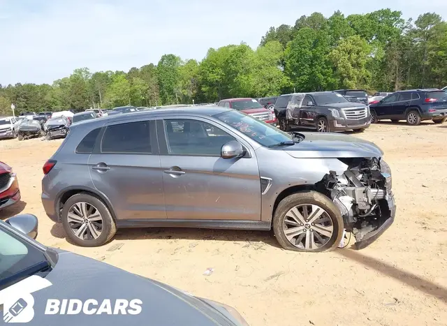 MITSUBISHI OUTLANDER SE AWC 2024