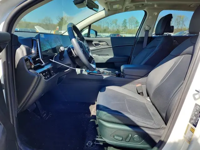 KIA SPORTAGE EX 2024
