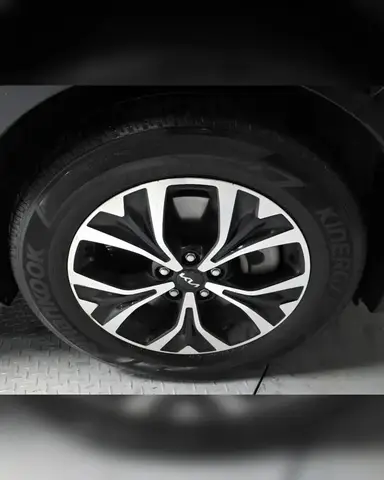KIA CARNIVAL PRESTIGE 2023