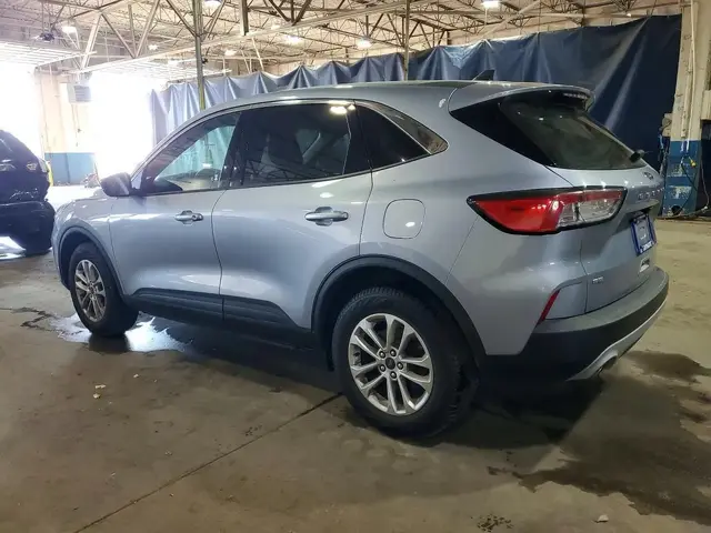 FORD ESCAPE SE 2022
