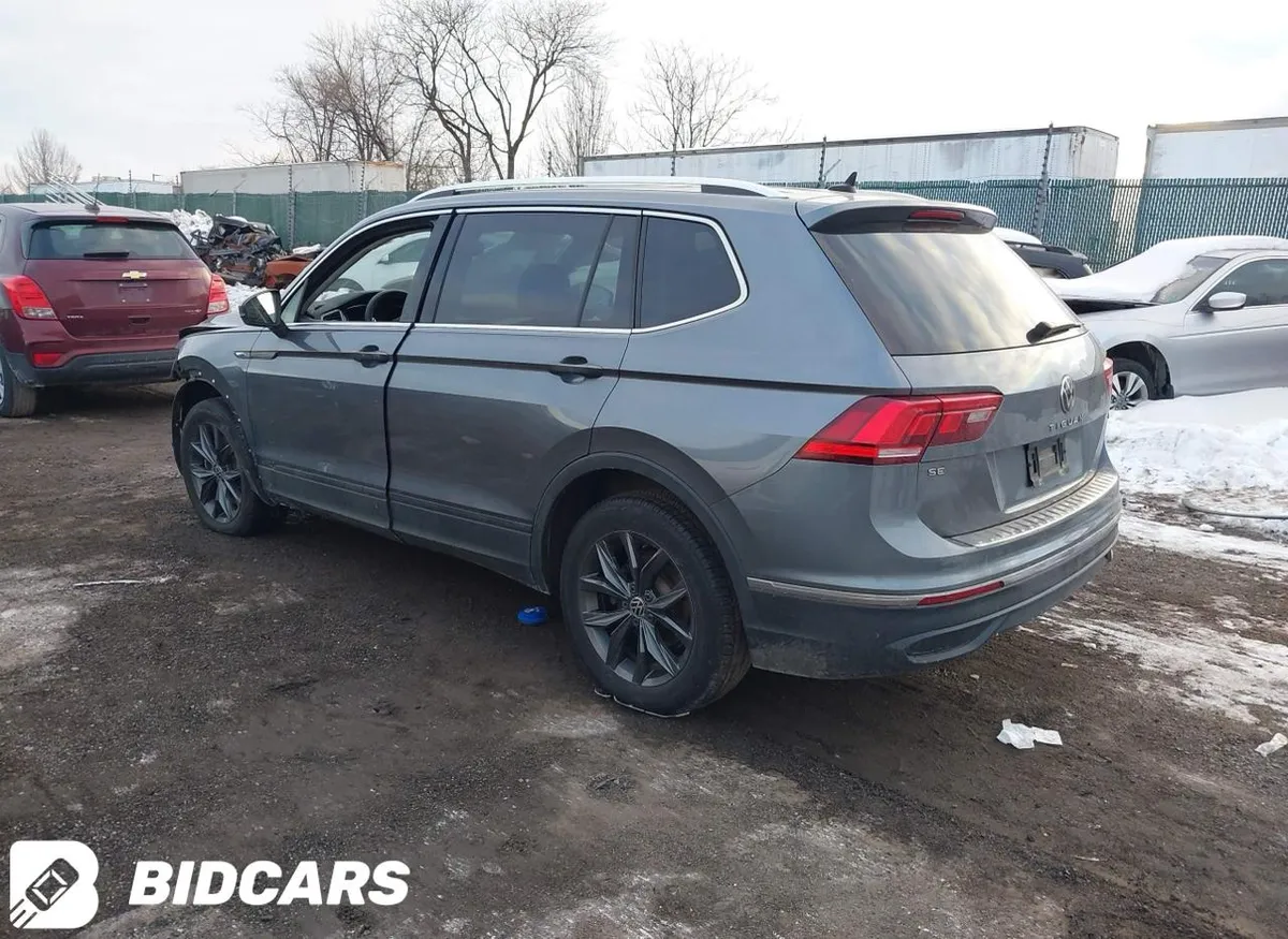 VOLKSWAGEN TIGUAN 2022
