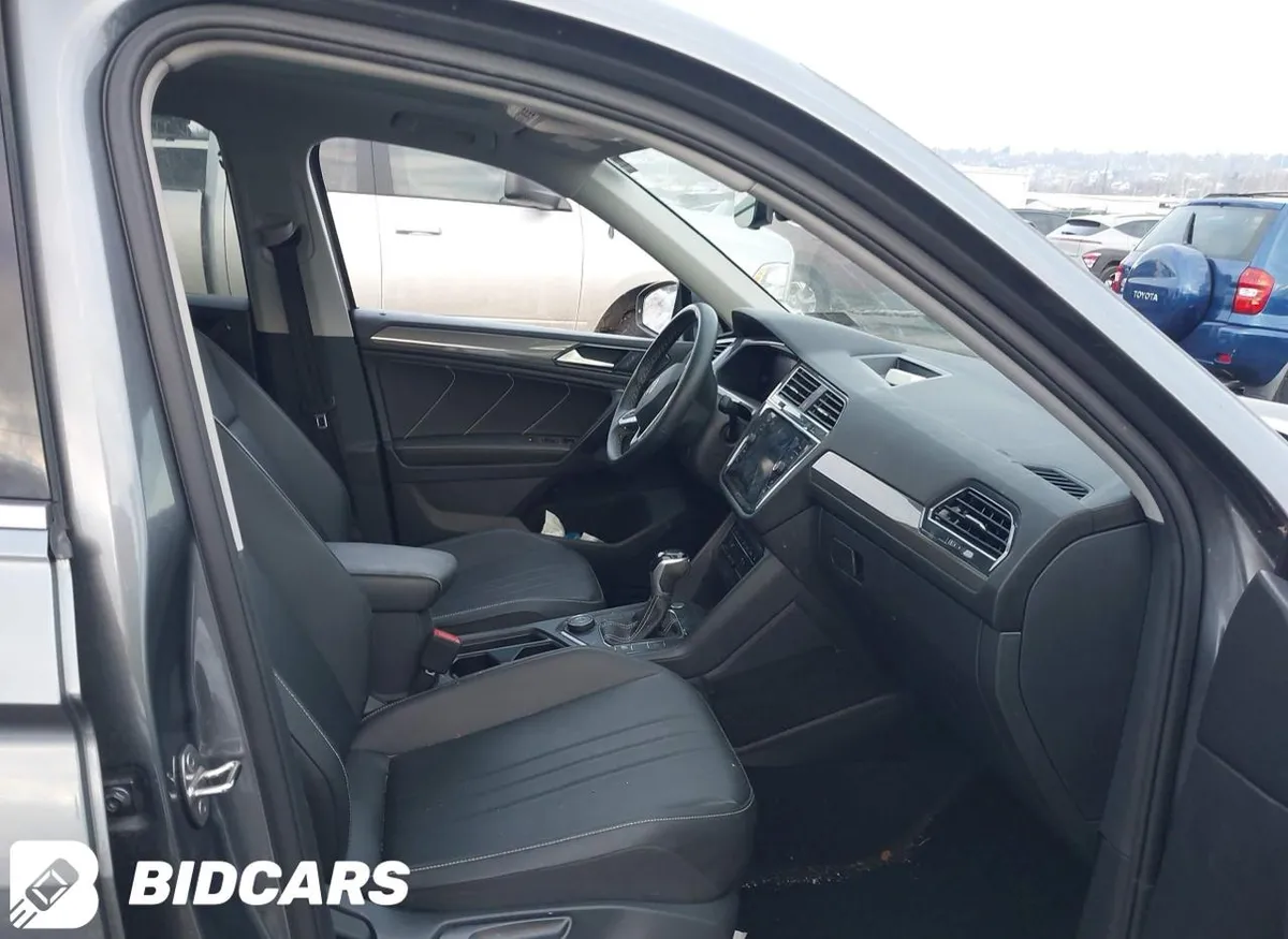 VOLKSWAGEN TIGUAN 2022