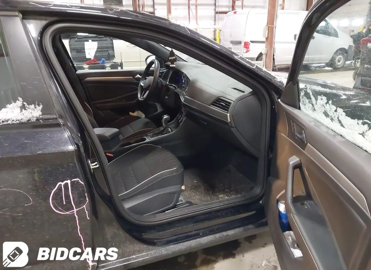 VOLKSWAGEN JETTA 2022