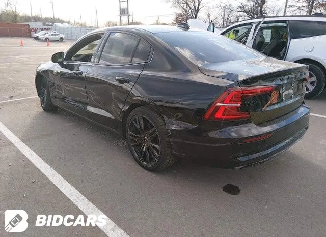 VOLVO S60 2024