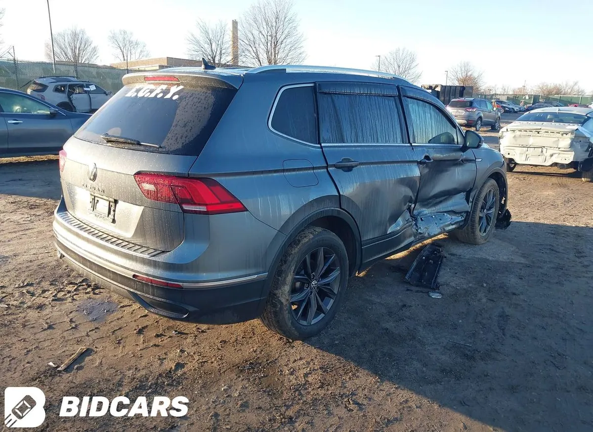 VOLKSWAGEN TIGUAN 2022