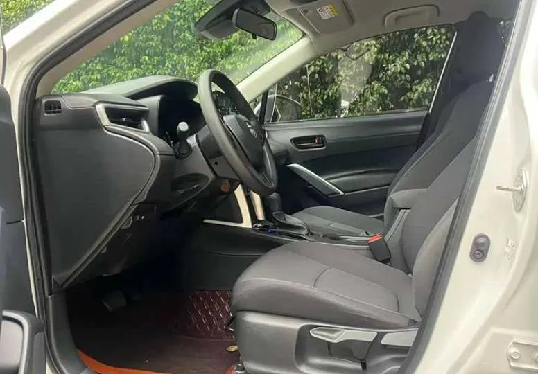 TOYOTA COROLLA CROSS 2023