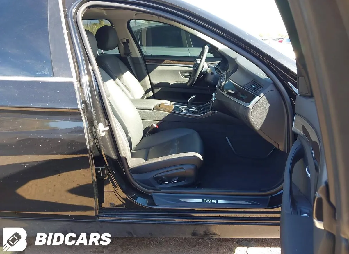 BMW 5 SERIES 528 2016