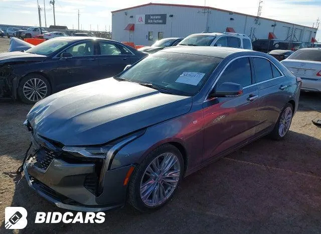 CADILLAC CT4 2022