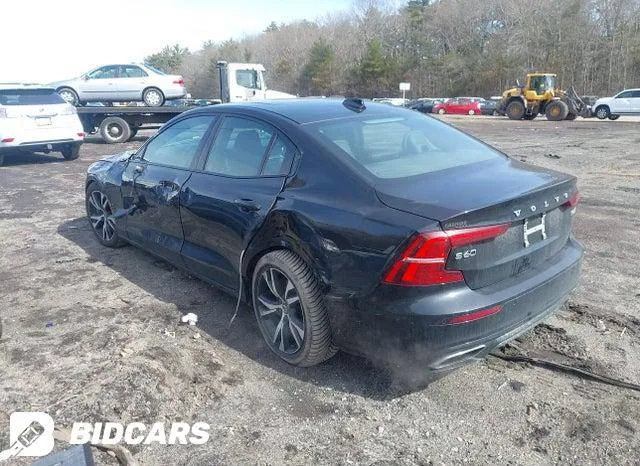 VOLVO S60 2019